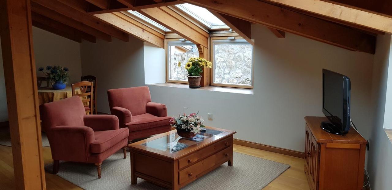 Casa Rural Tio Carlillos オヨス・デル・エスピーノ エクステリア 写真